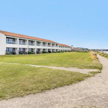 Apartment 1 Bedroom Beautiful In *