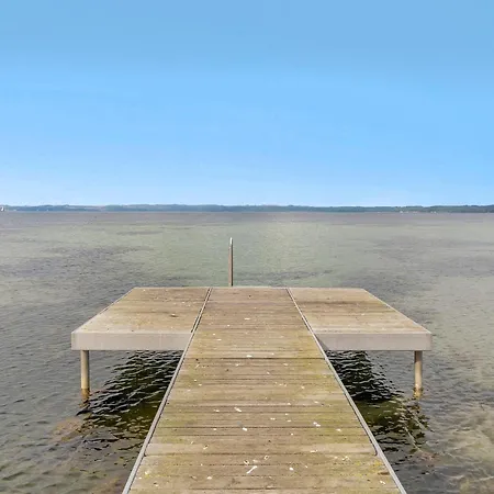 1 Bedroom Beautiful In